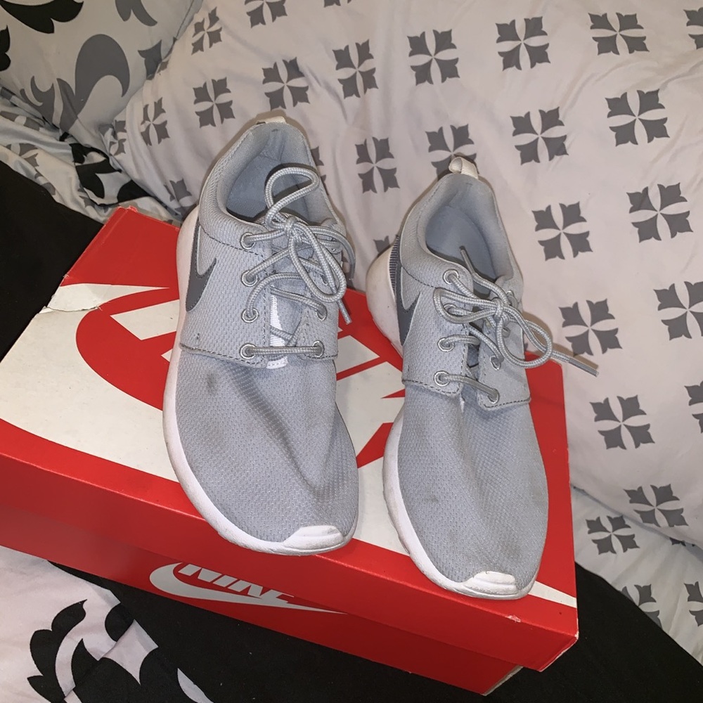 Nike Roshe Run - image 2